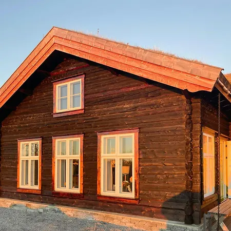 Charming Log With Modern Luxury *