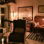 Charming Log With Modern Luxury